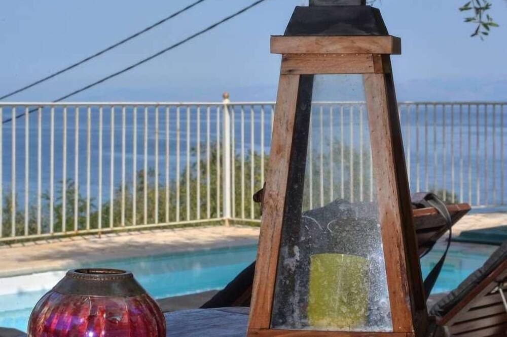 Photo of Outdoor in Longos