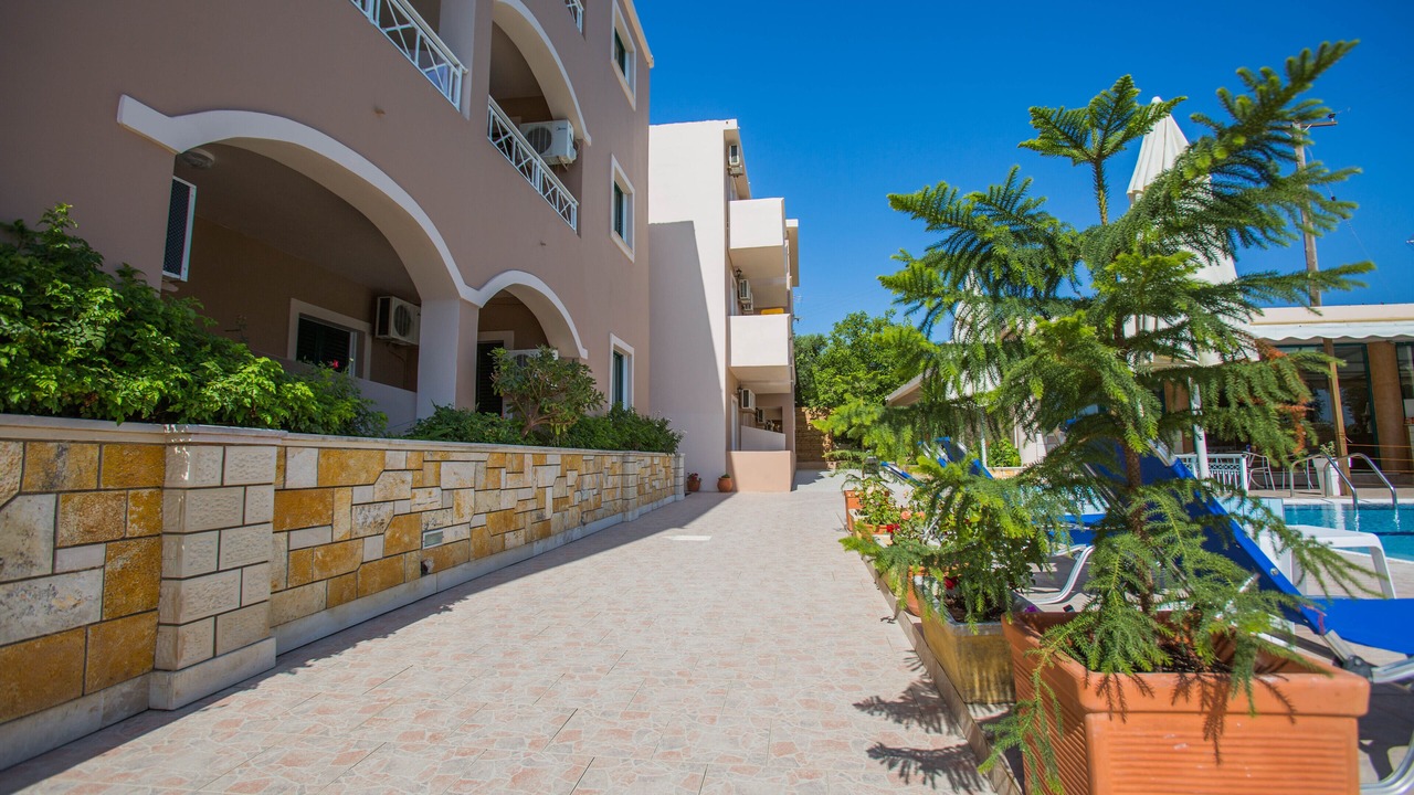 Photo of Outdoor in Alonia