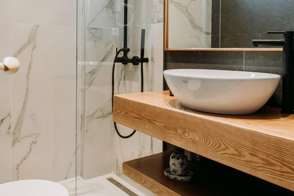Photo of Bathroom in Mouresi