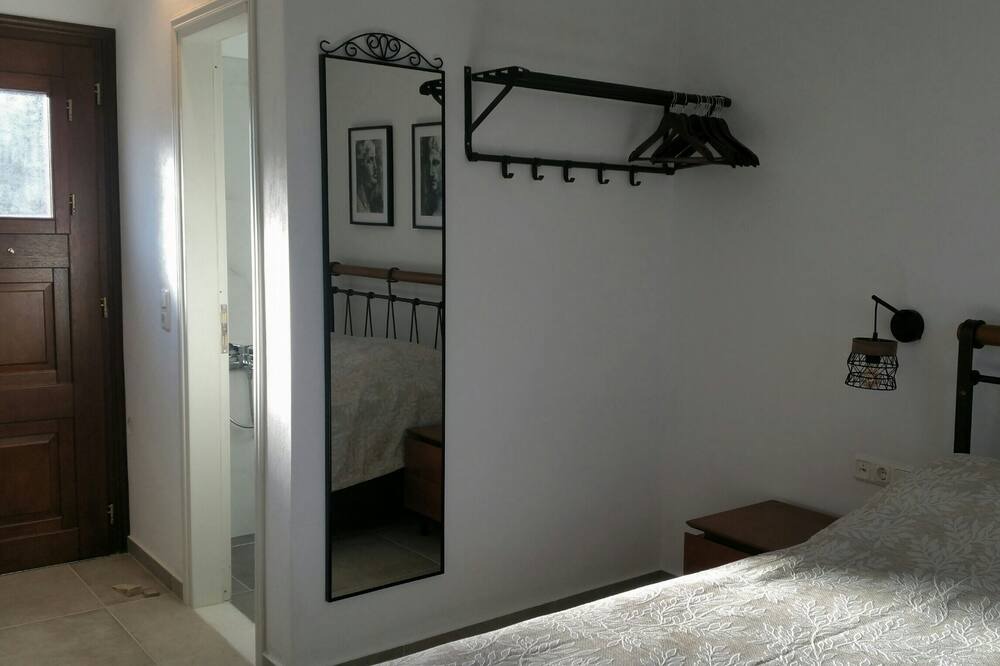 Photo of Bedroom in Naxos