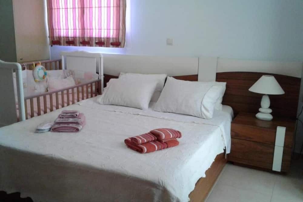 Photo of Bedroom in Pigianos Kampos