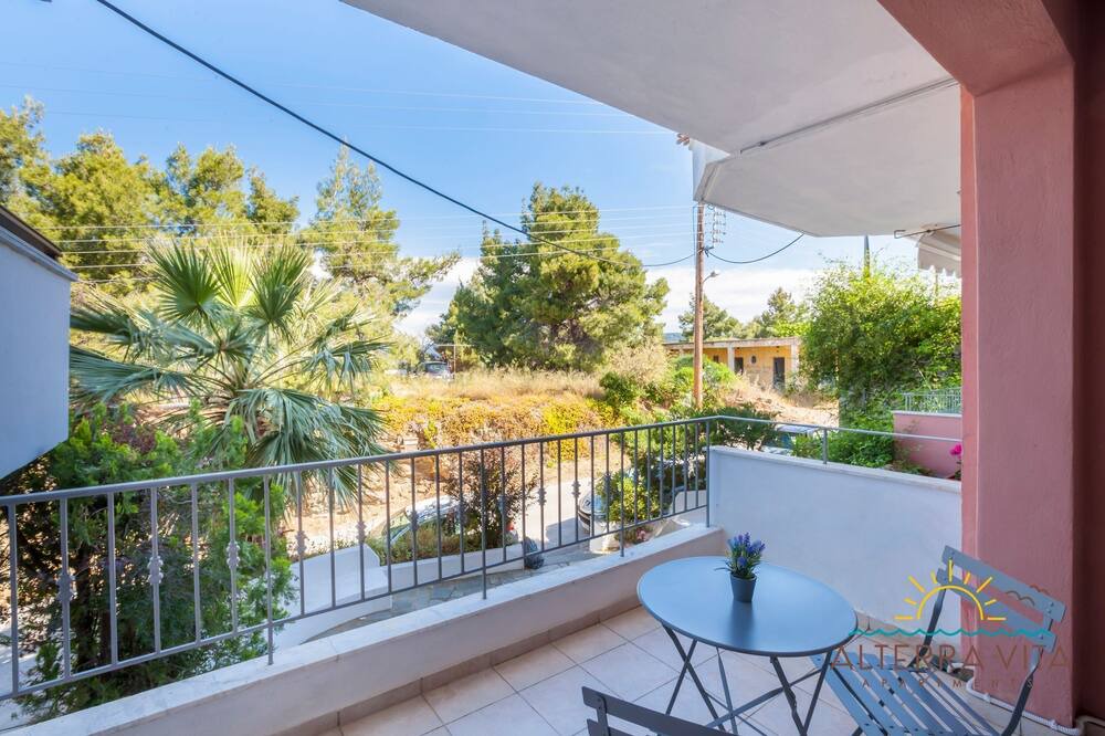 Photo of Patio Balcony in Neos Marmaras