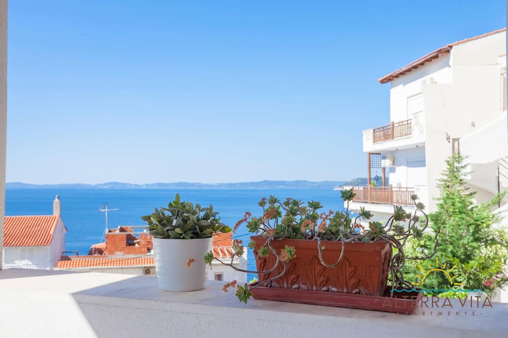 Photo of Patio Balcony in Neos Marmaras