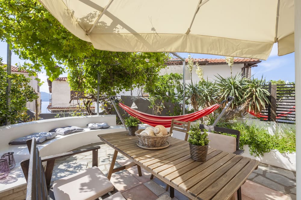 Photo of Patio Balcony in Neos Marmaras