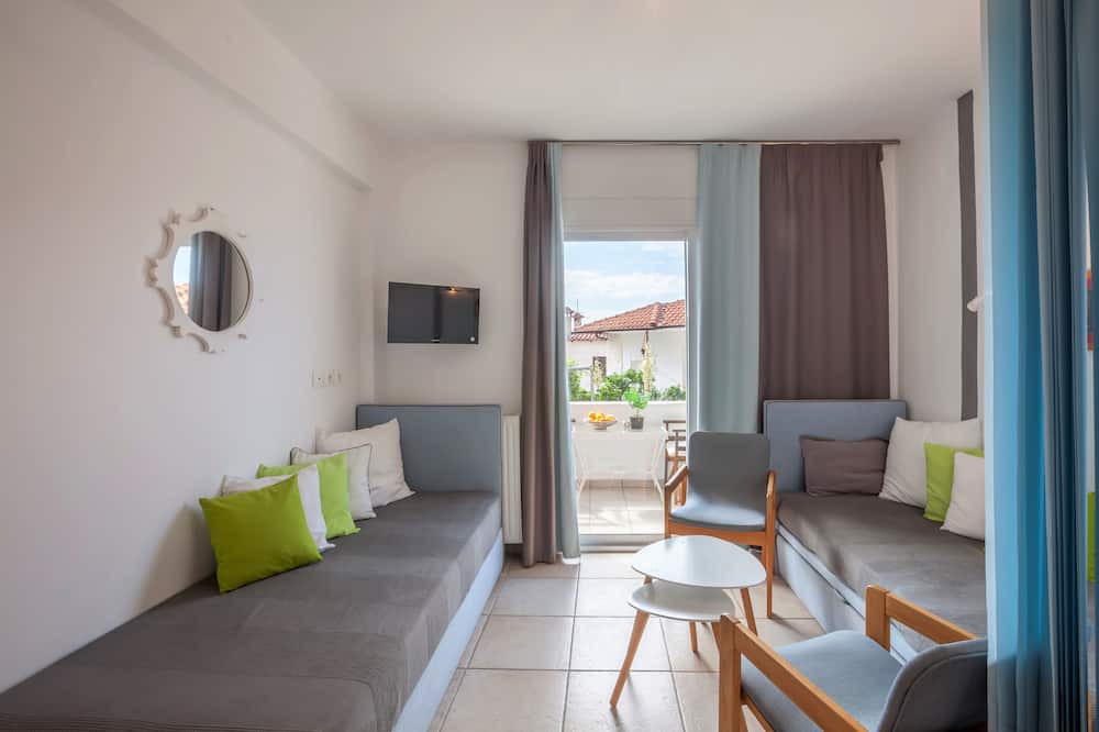 Photo of Livingroom in Neos Marmaras
