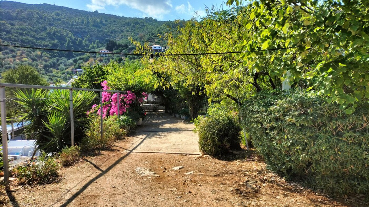 Photo of Outdoor in Steni Vala
