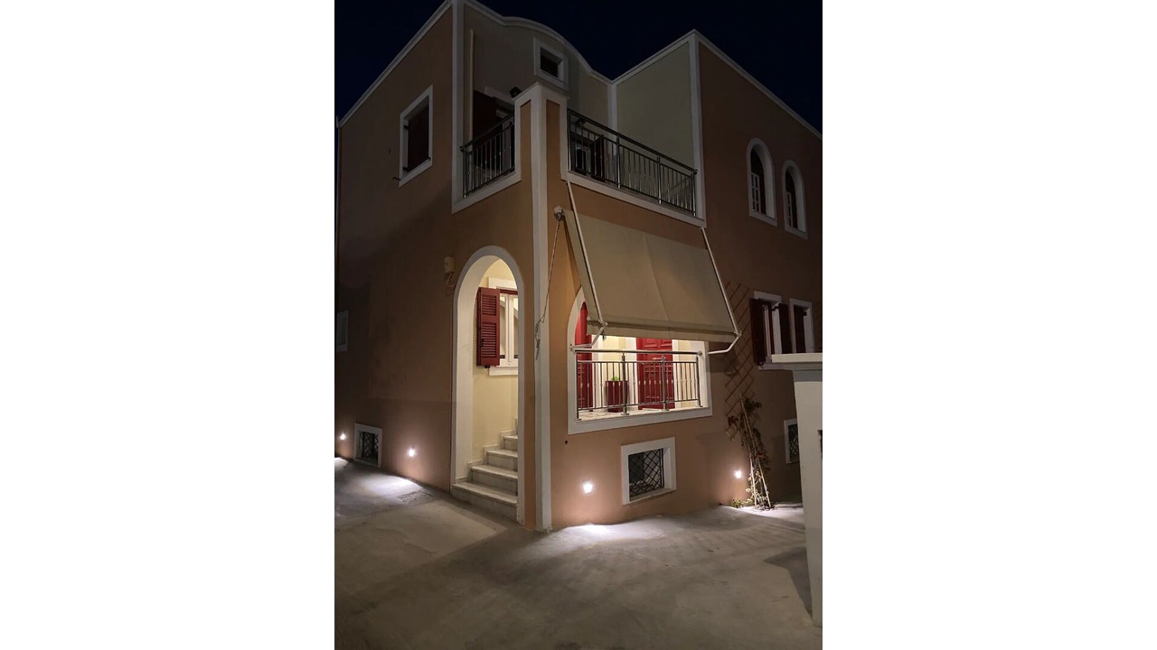 Photo of Outdoor in Fira