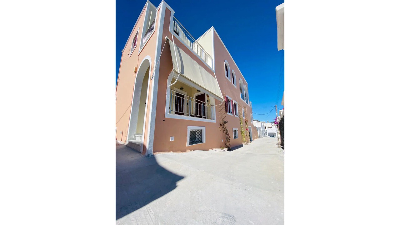 Photo of Outdoor in Fira