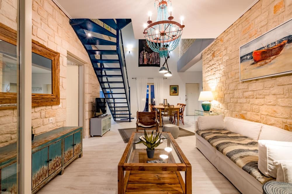 Photo of Livingroom in Lagopodo
