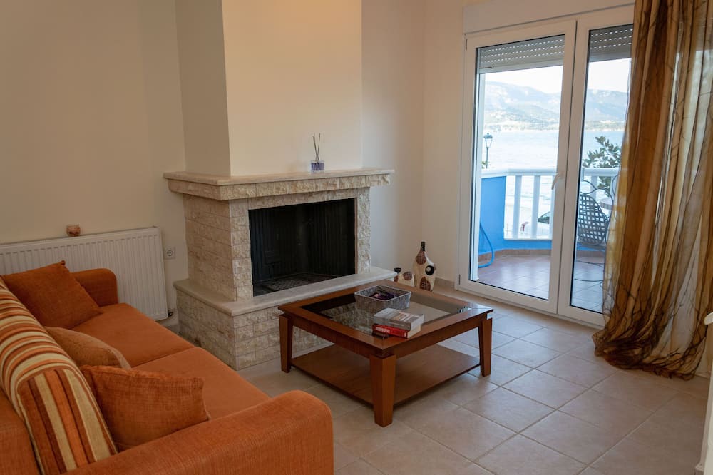 Photo of Livingroom in Nea Iraklitsa