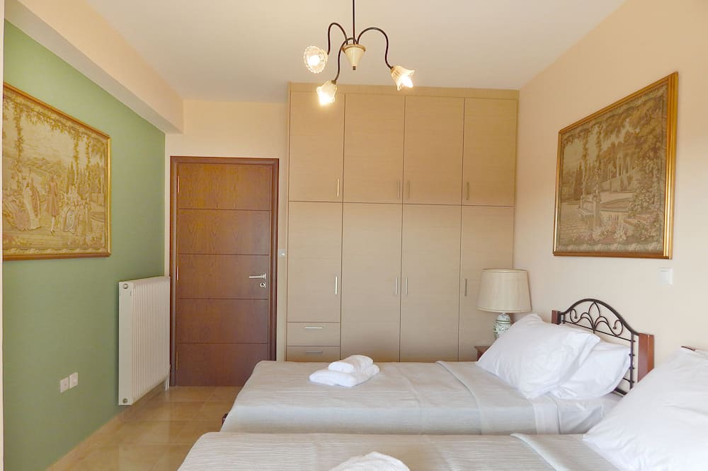 Photo of Bedroom in Kouvaras