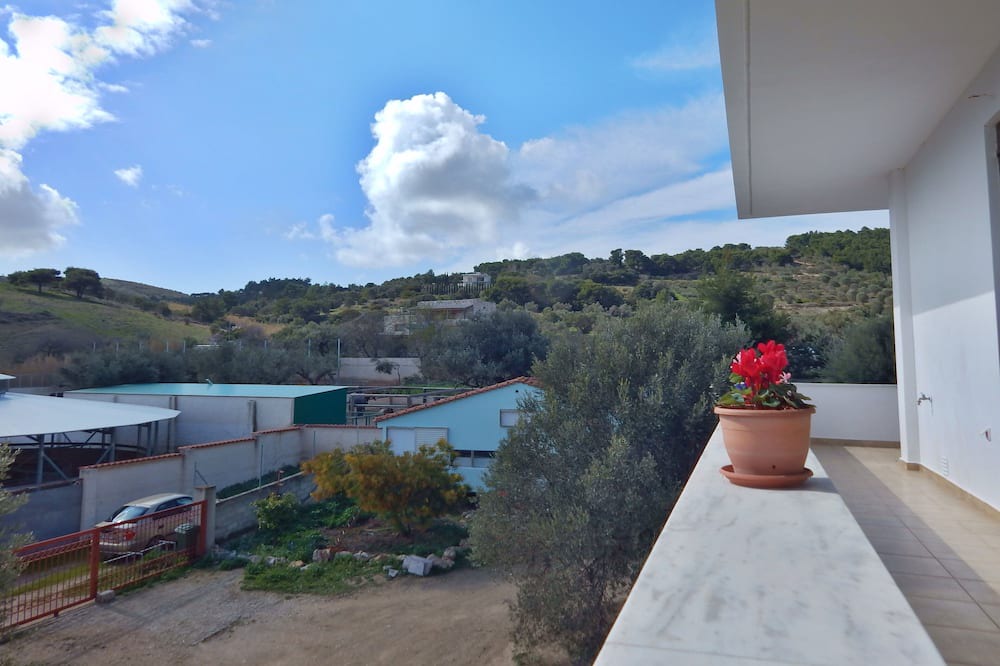 Photo of Patio Balcony in Kouvaras