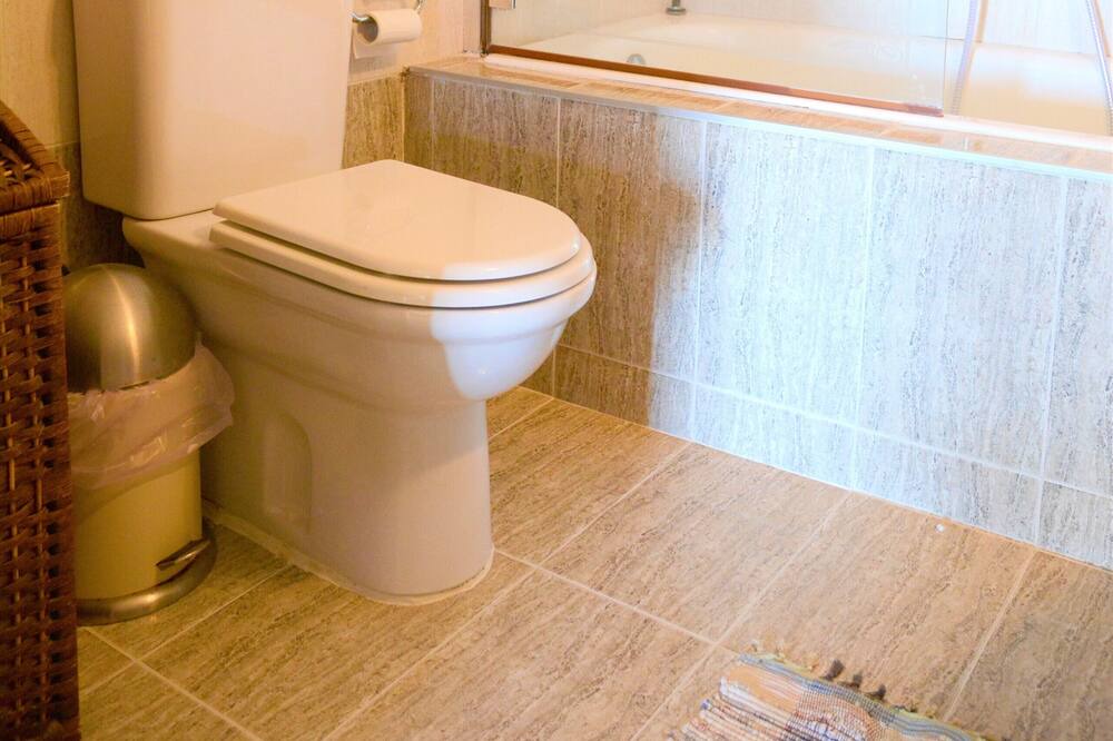 Photo of Bathroom in South Rhodes
