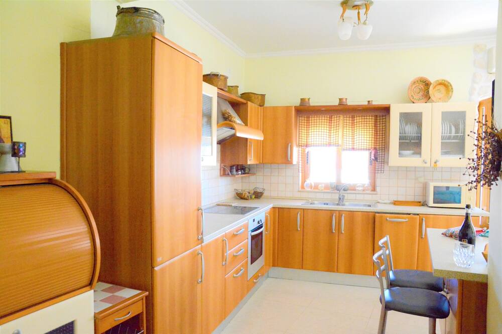 Photo of Kitchen in South Rhodes