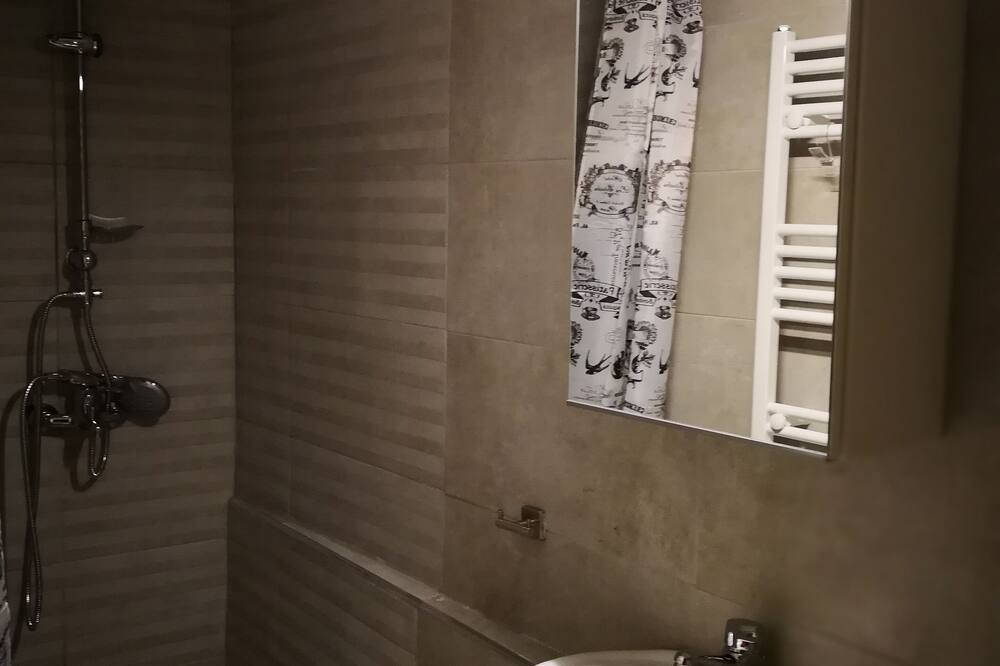 Photo of Bathroom in Portaria