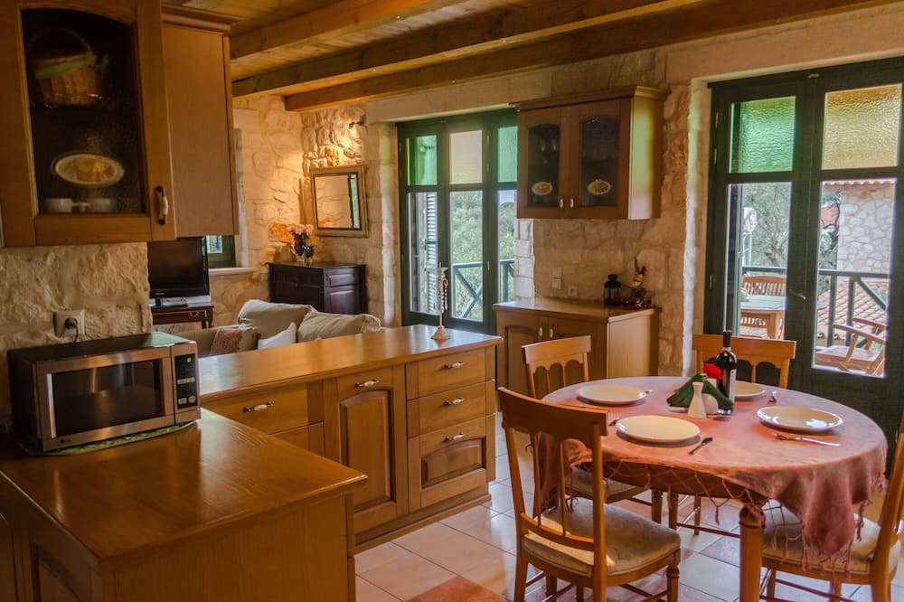 Photo of Kitchen in Akrotiri