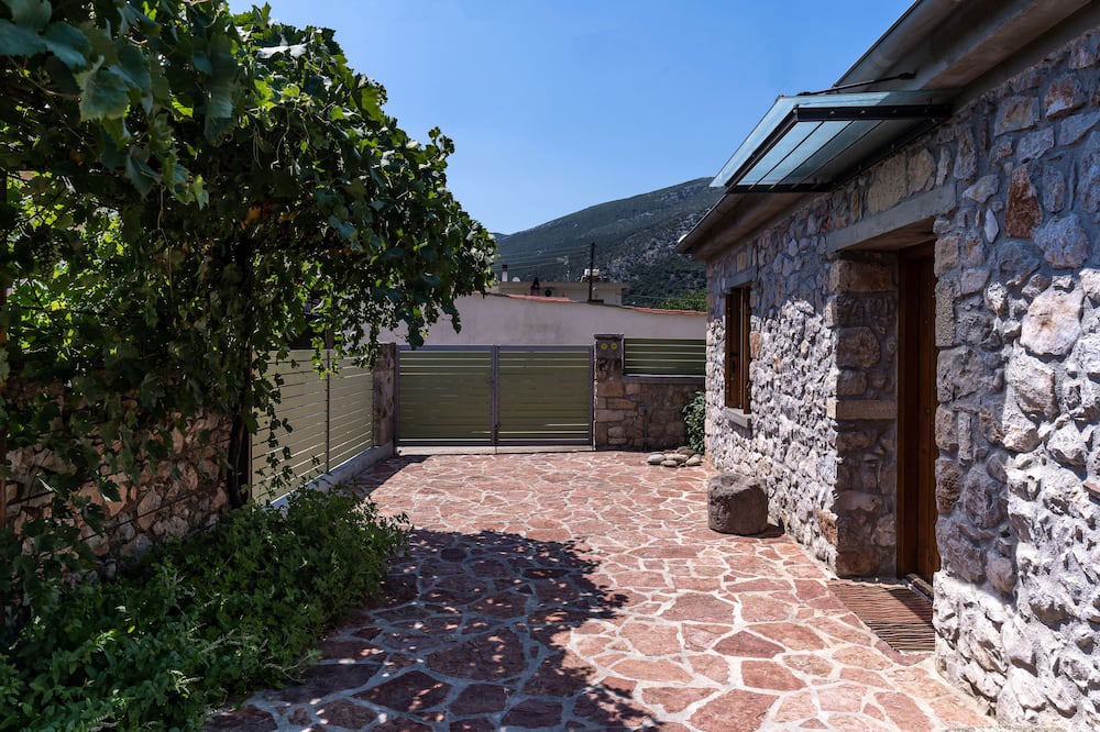 Photo of Outdoor in Neo Souli