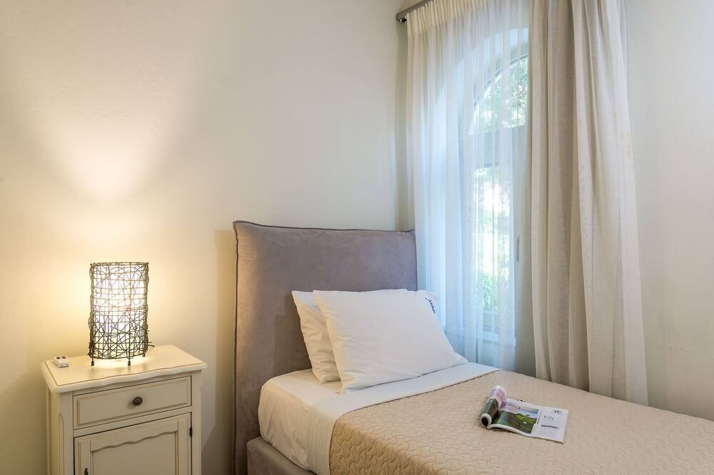 Photo of Bedroom in Vamos