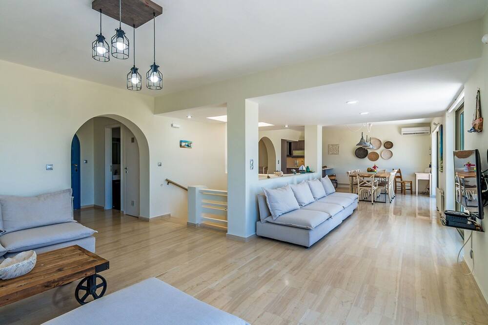 Photo of Livingroom in Vamos