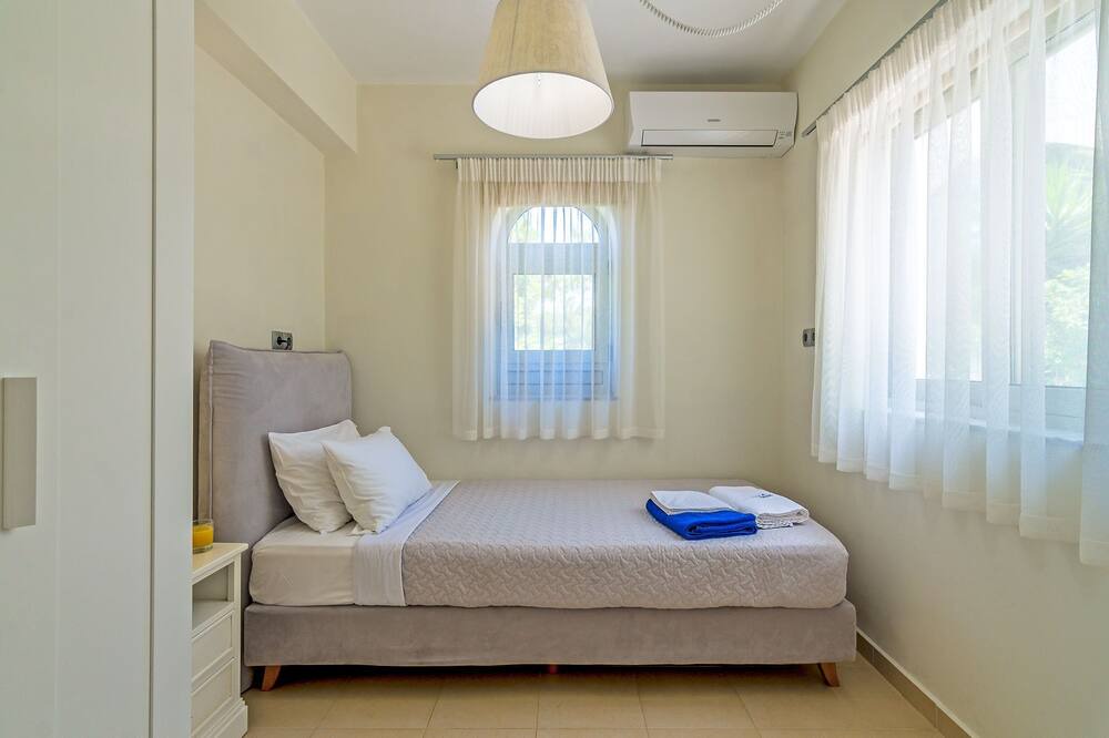 Photo of Bedroom in Vamos