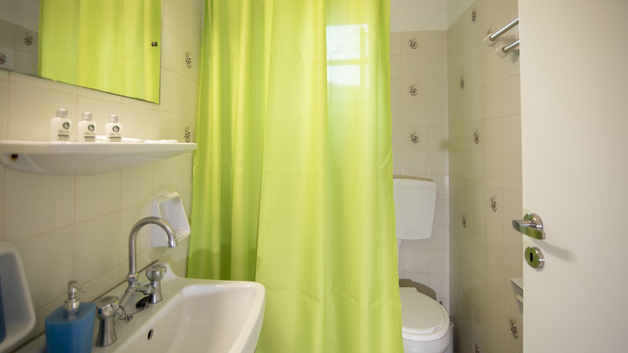 Photo of Bathroom in Platis Gialos