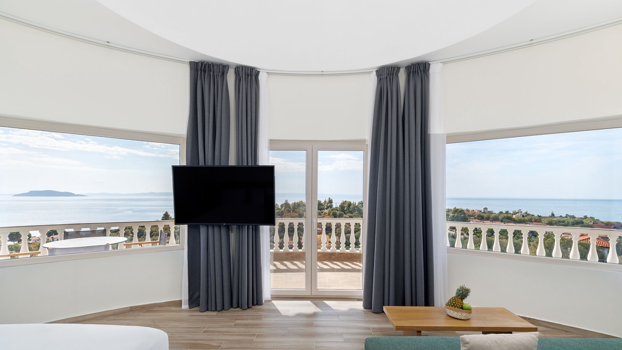 Photo of Bedroom in Elia Nikitis