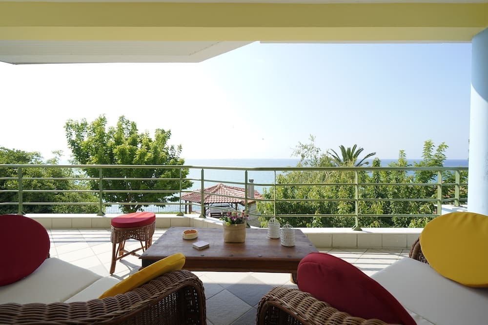 Photo of Patio Balcony in Pangaio