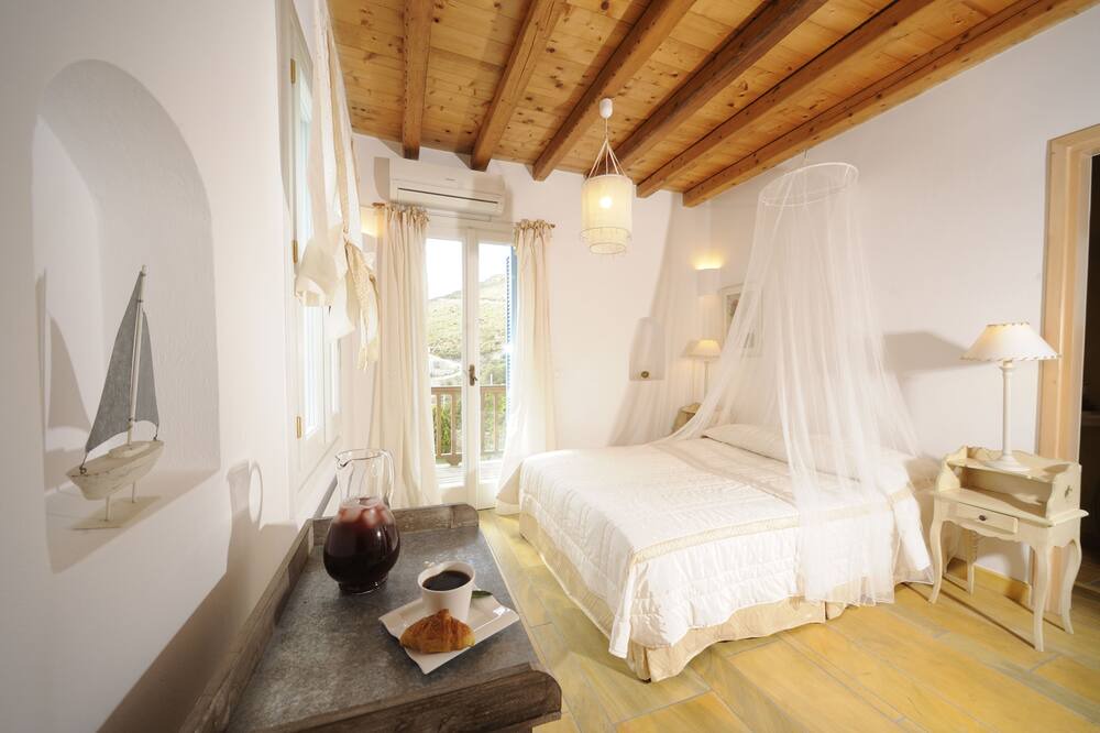 Photo of Bedroom in Kato Fellos