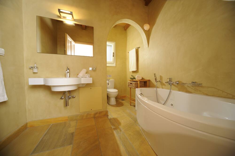 Photo of Bathroom in Kato Fellos