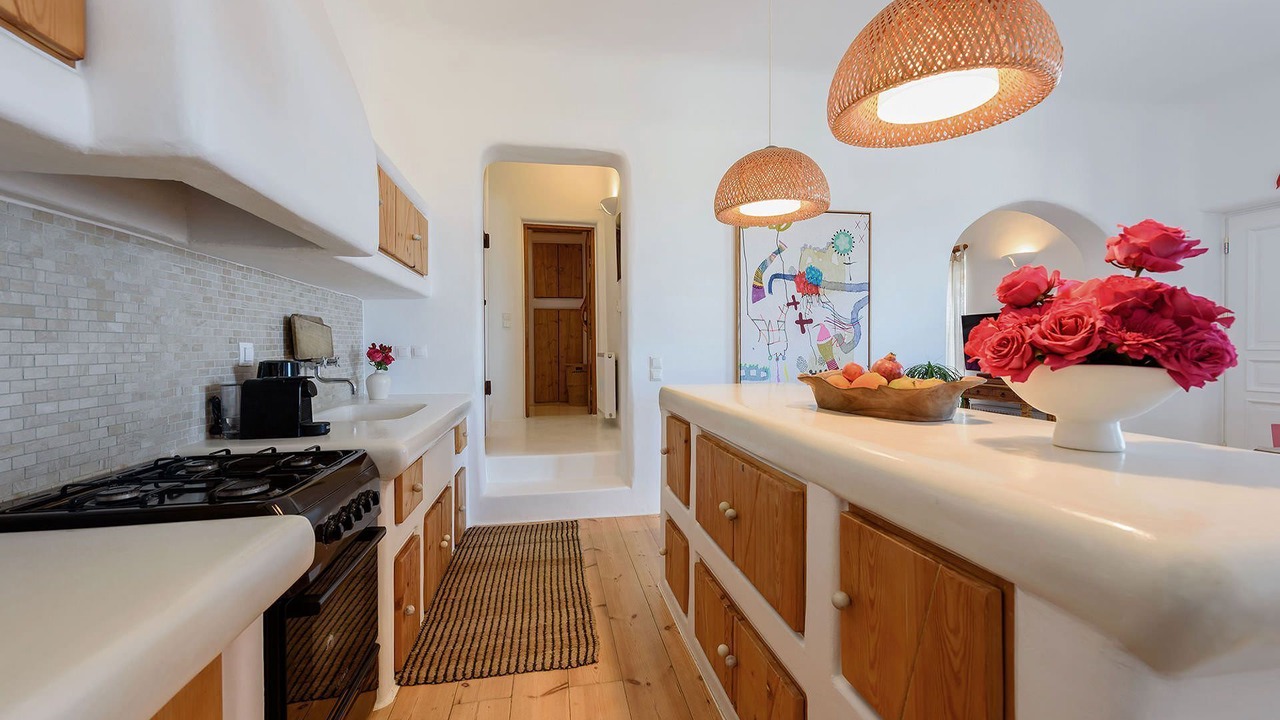 Photo of Kitchen in Faros Armenistis
