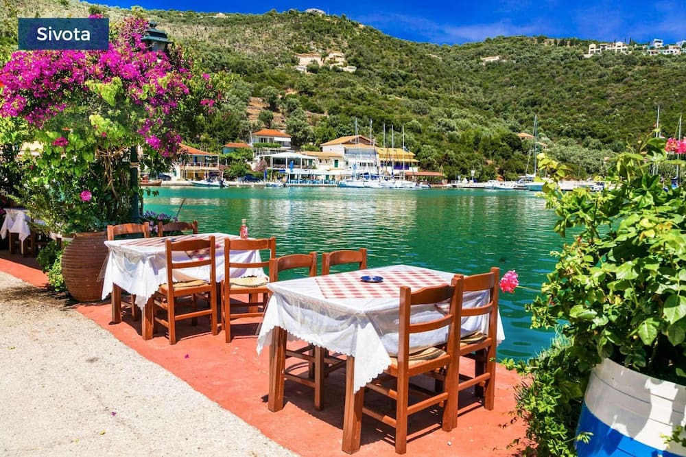 Photo of Outdoor in Mikros Gialos