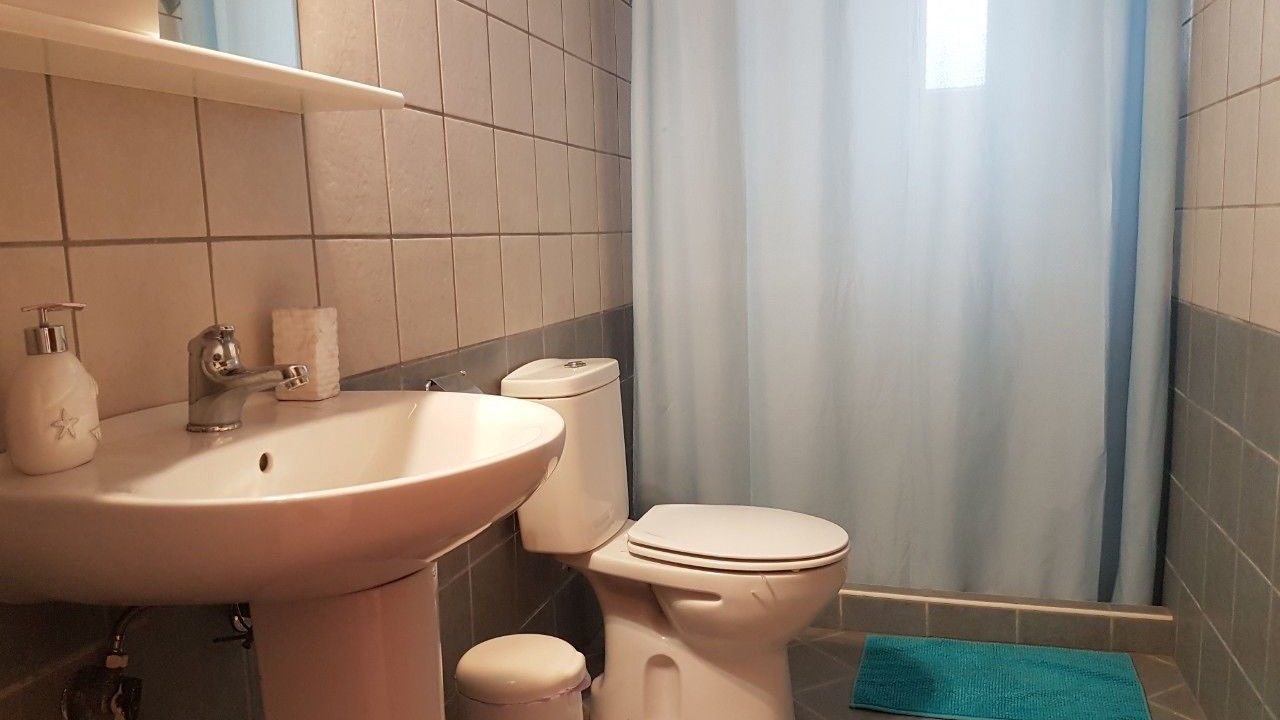 Photo of Bathroom in Glinado