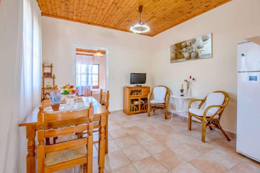 Photo of Bedroom in Longos