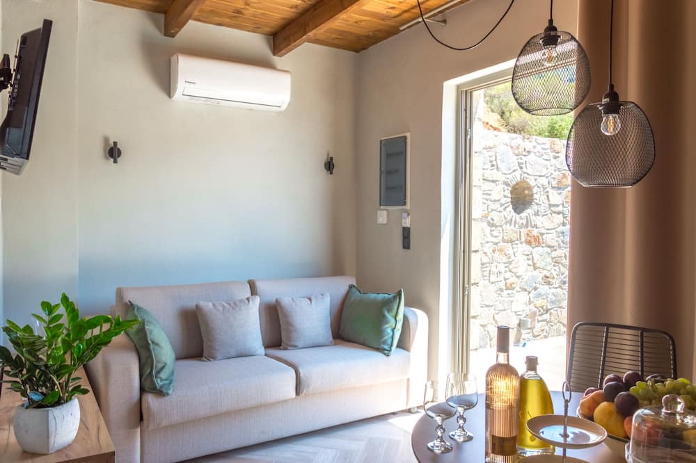 Photo of Livingroom in Amigdalokefali