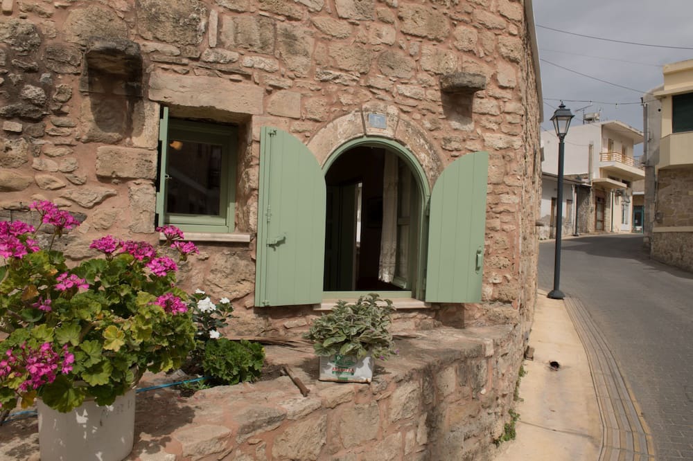 Photo of Outdoor in Vori
