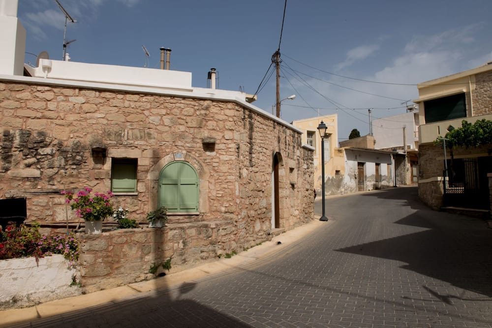 Photo of Outdoor in Vori
