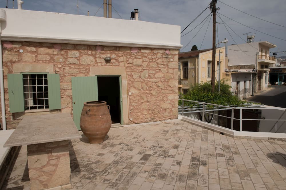 Photo of Outdoor in Vori