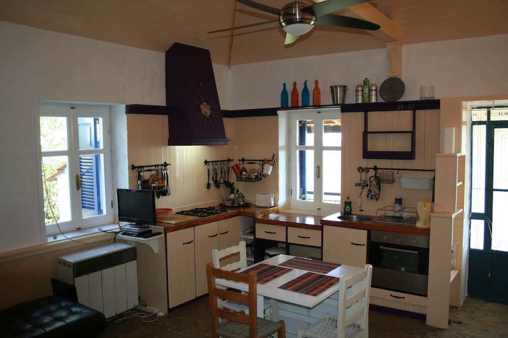 Photo of Kitchen in Vrachos