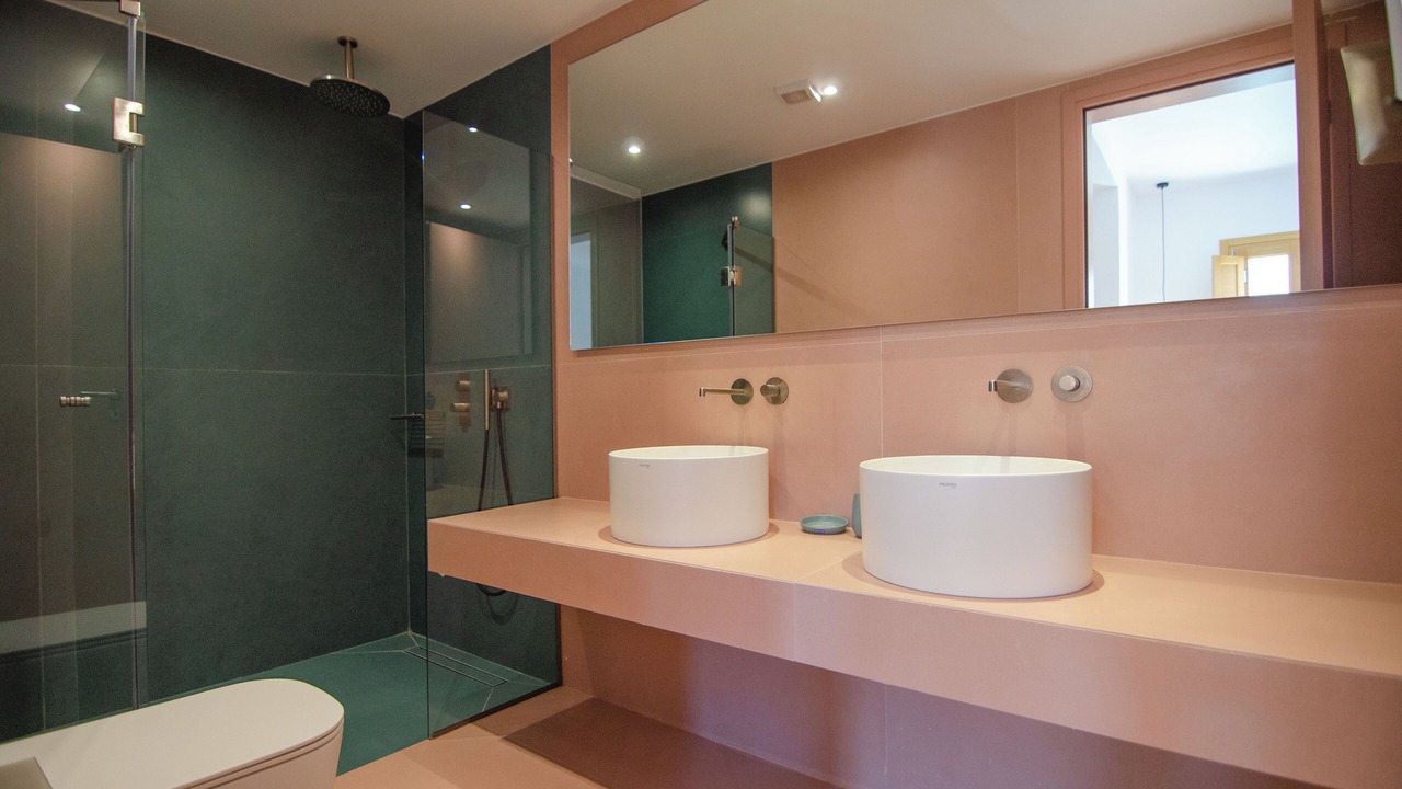 Photo of Bathroom in Ios