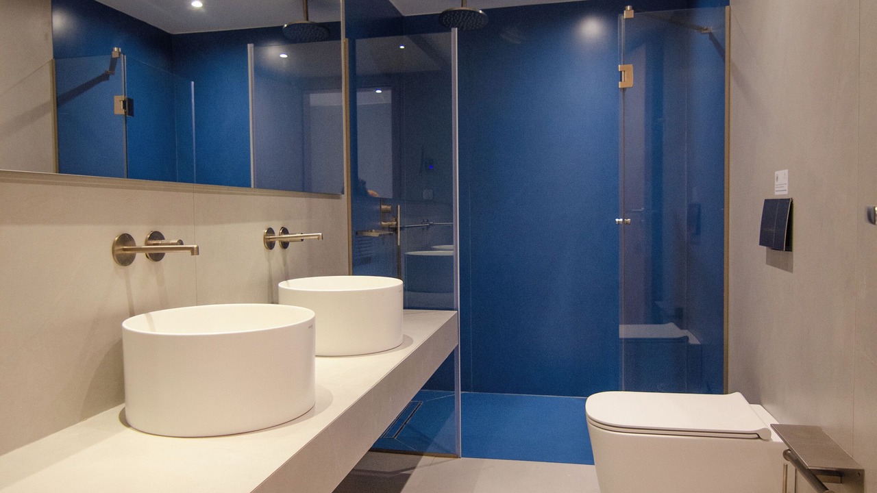 Photo of Bathroom in Ios