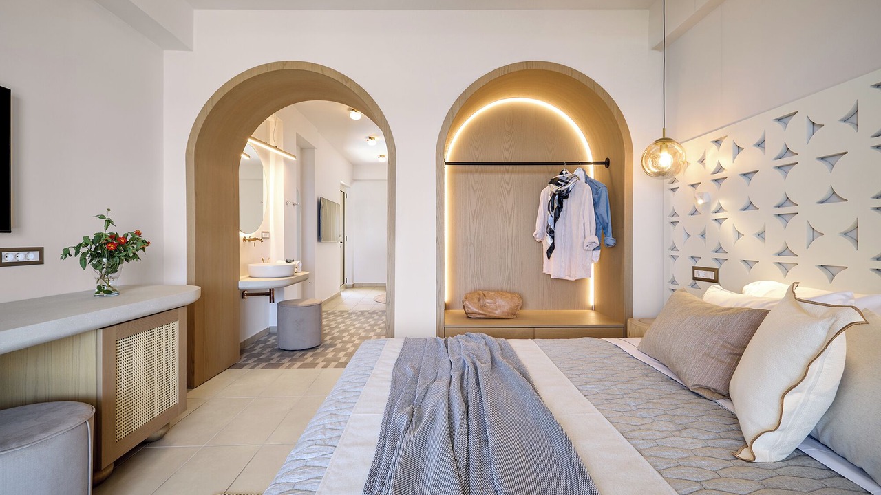 Photo of Bedroom in Adelianos Kampos