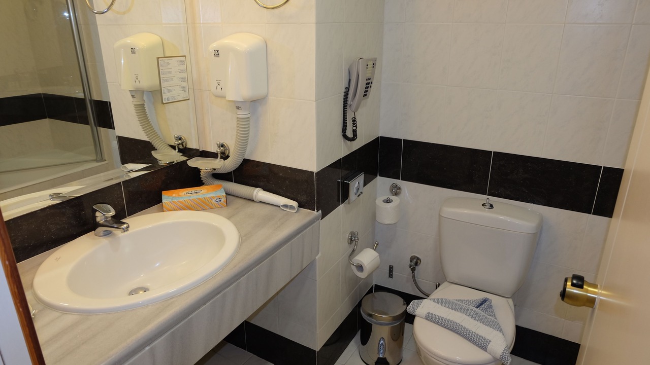 Photo of Bathroom in Psalidi