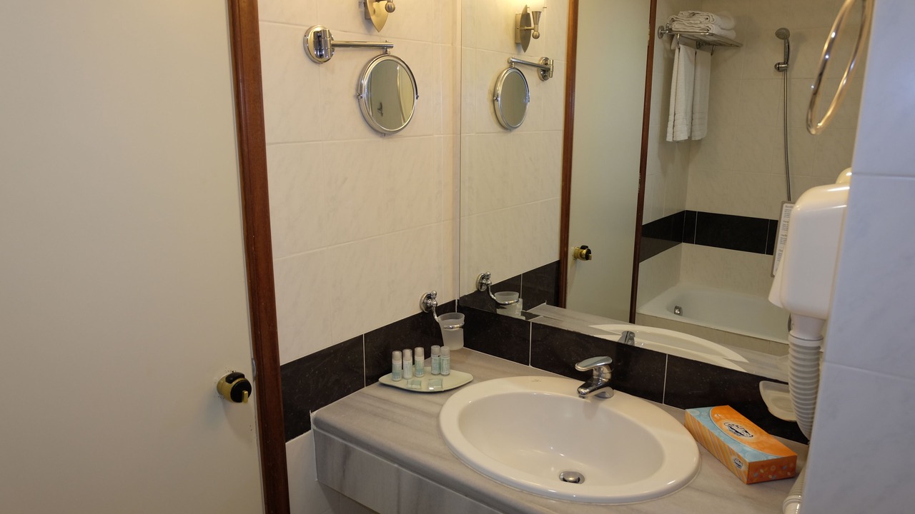 Photo of Bathroom in Psalidi