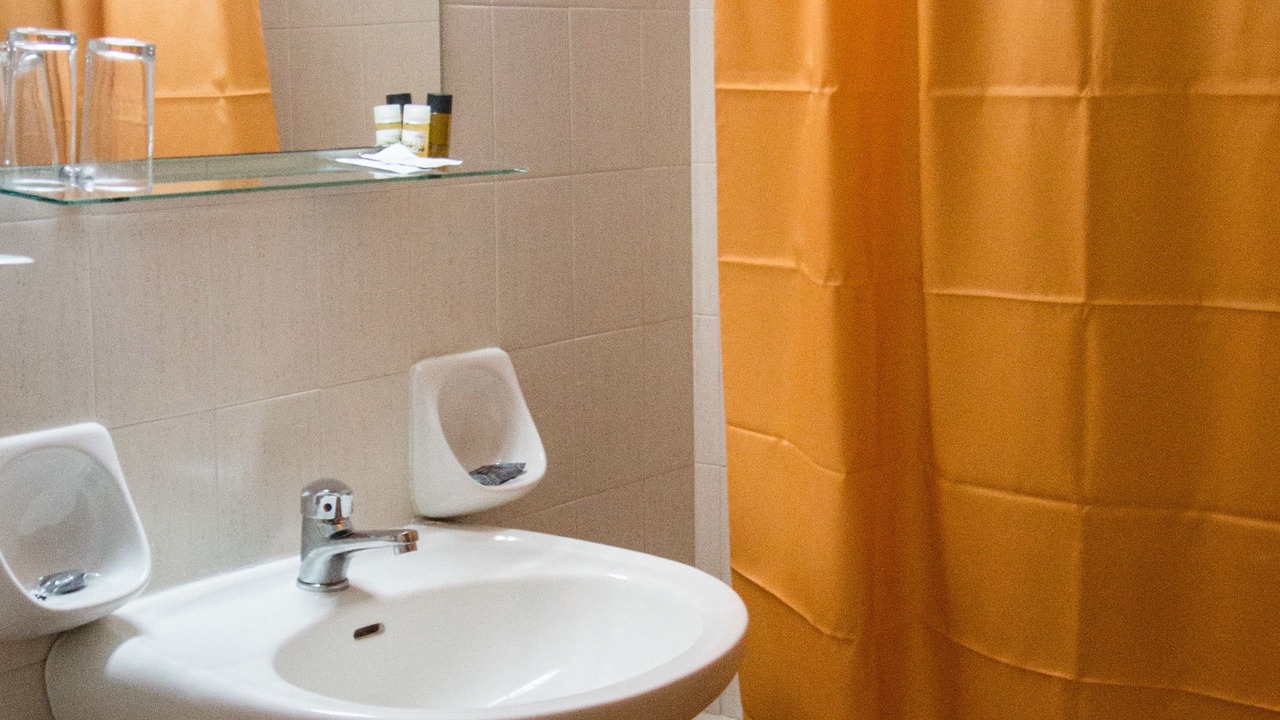 Photo of Bathroom in Apikia