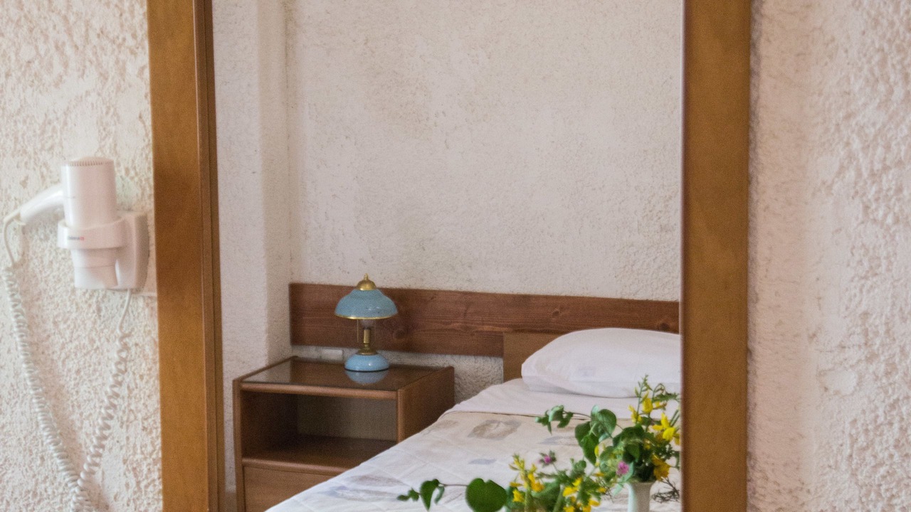 Photo of Bedroom in Apikia