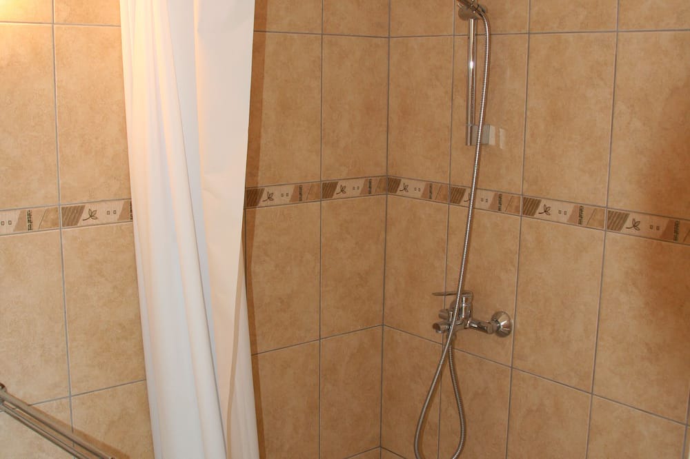 Photo of Bathroom in Rogon