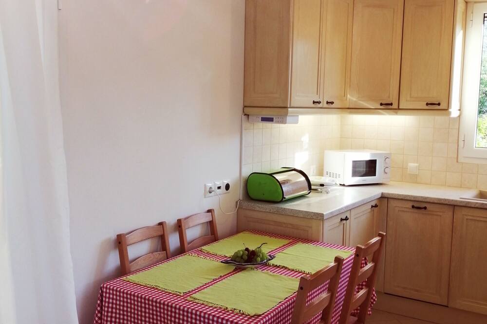 Photo of Kitchen in Galatas