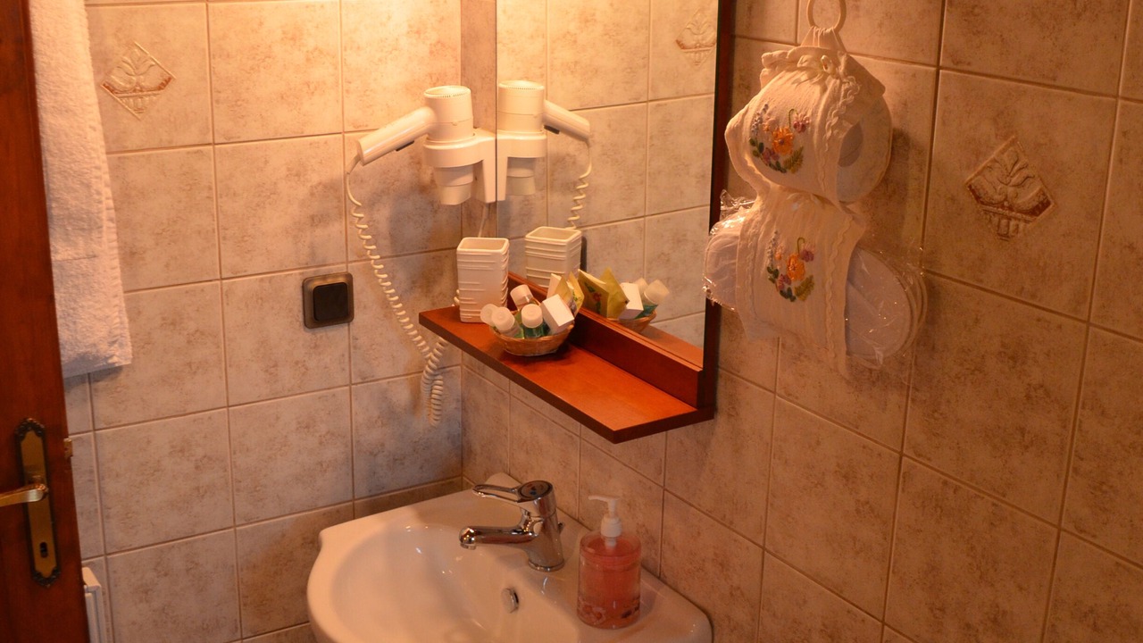 Photo of Bathroom in Portaria
