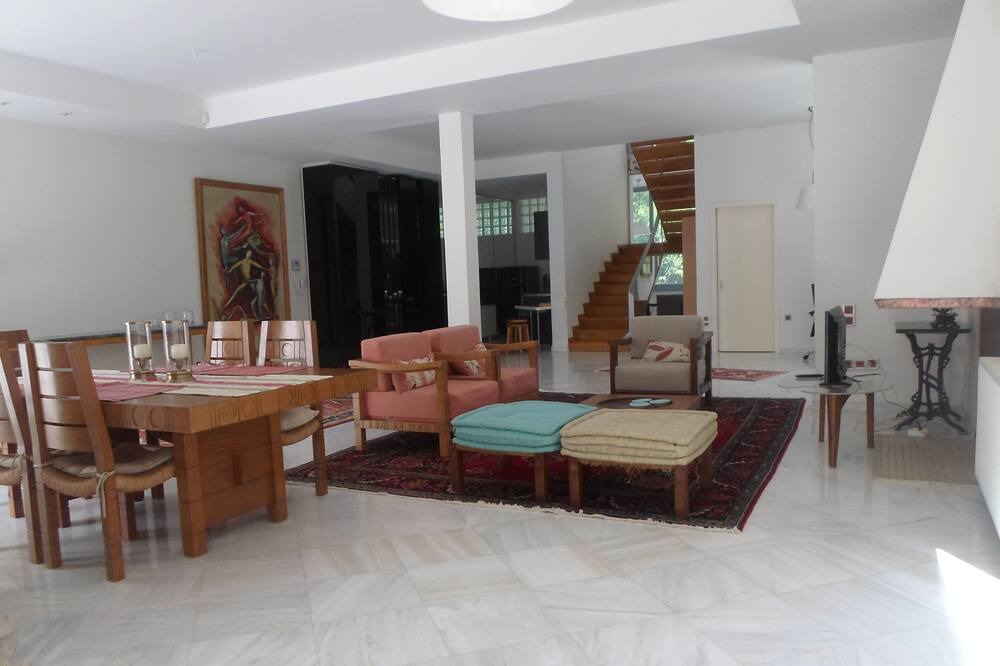 Photo of Livingroom in Ekali