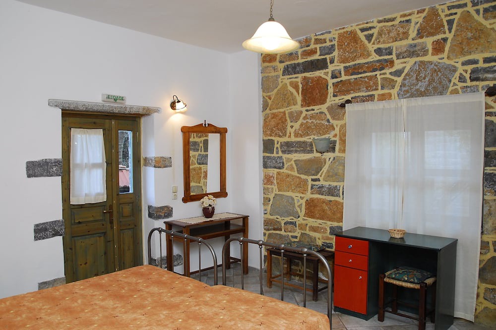 Photo of Bedroom in Prina